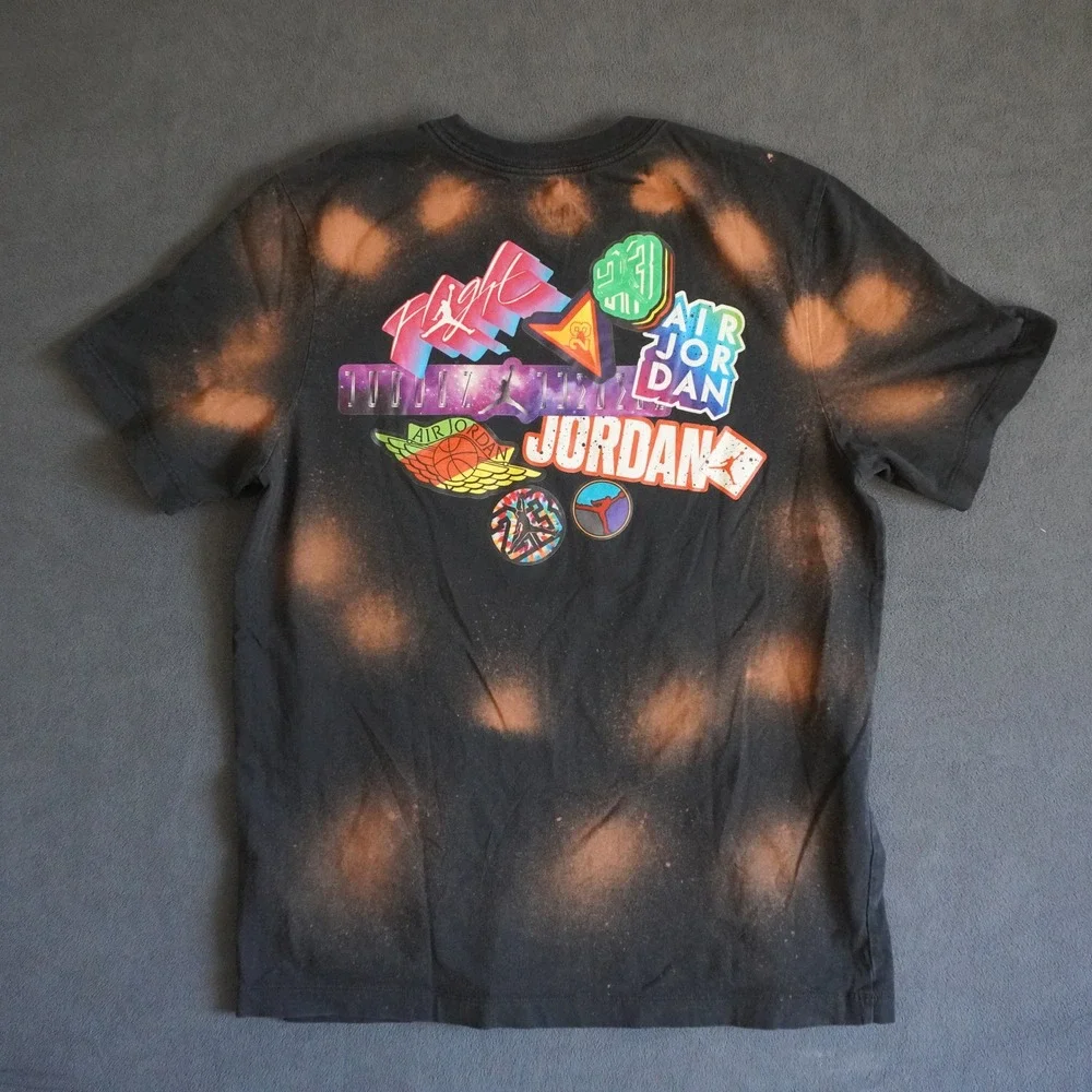 Nike Jordan Mens Bleach Dye Graphic T-Shirt Black Multi Color Logo Size M